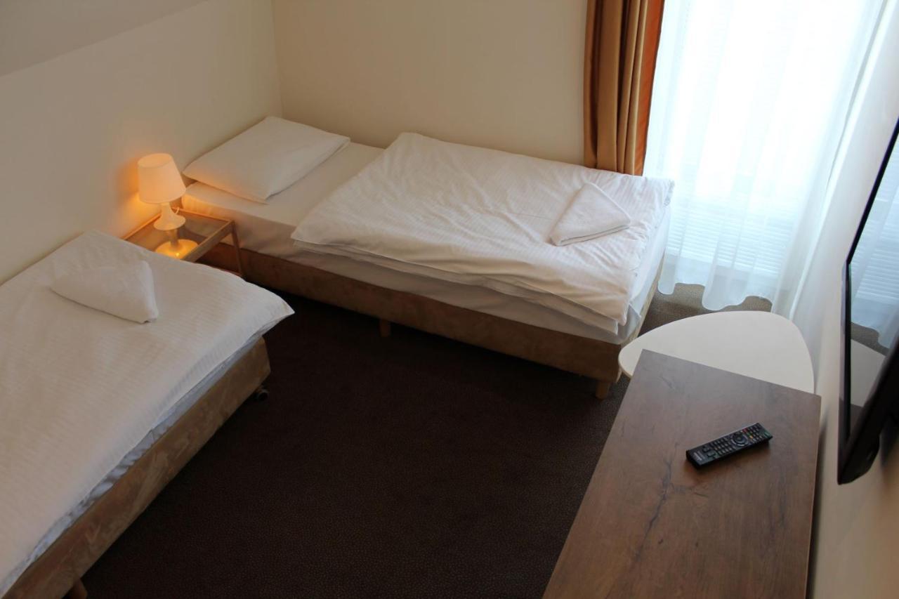 Pokoj Vivat Mierzyn  Kamer foto