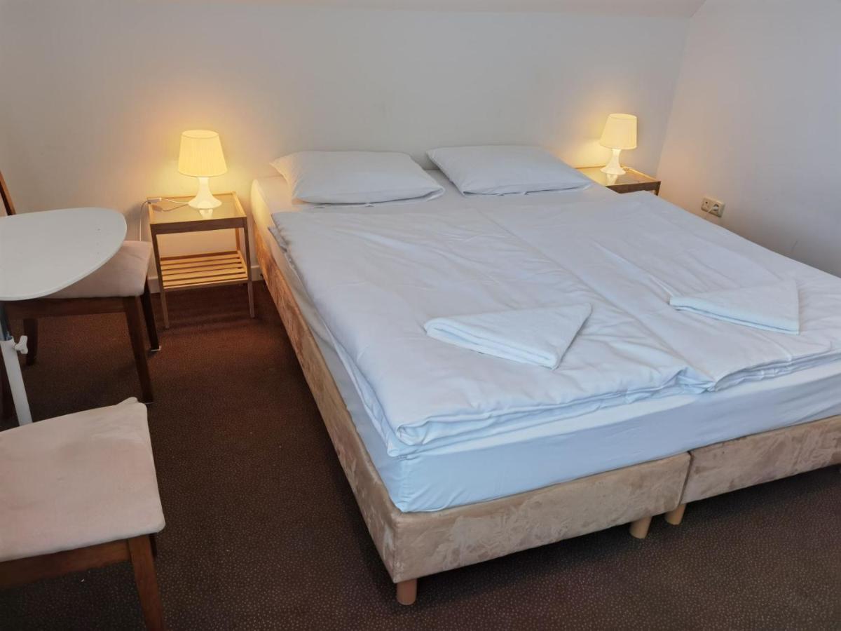 Pokoj Vivat Mierzyn  Kamer foto
